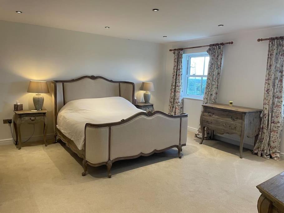 Foxhall Farm *